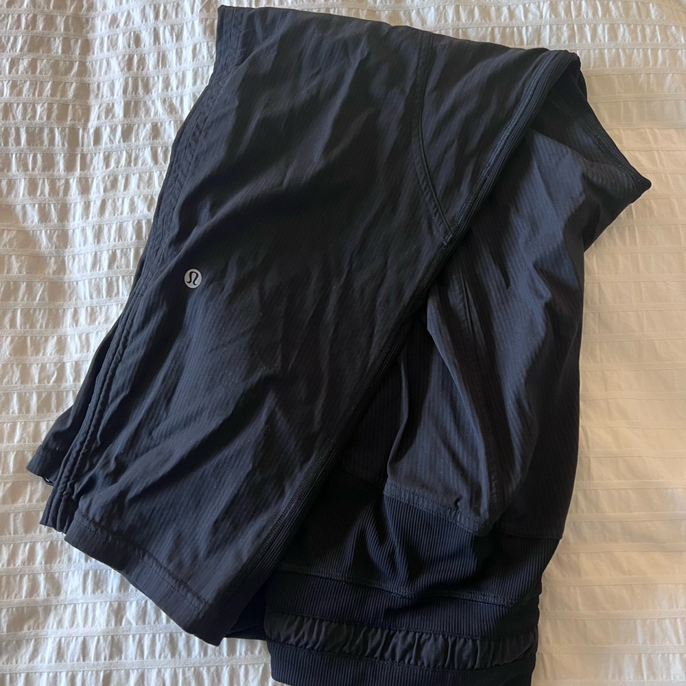 Lululemon dance studio midrise cropped pant